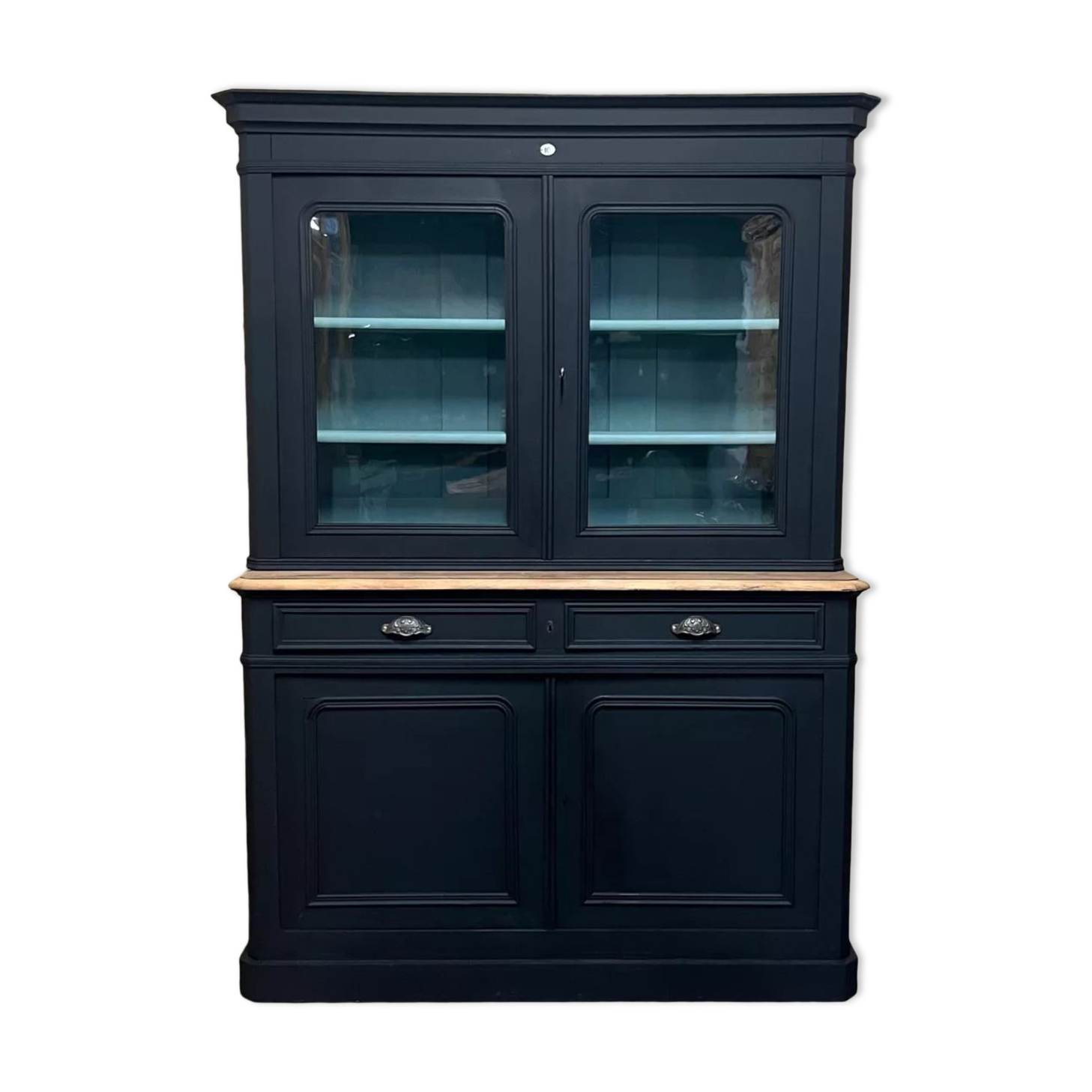 Dresser two black bodies