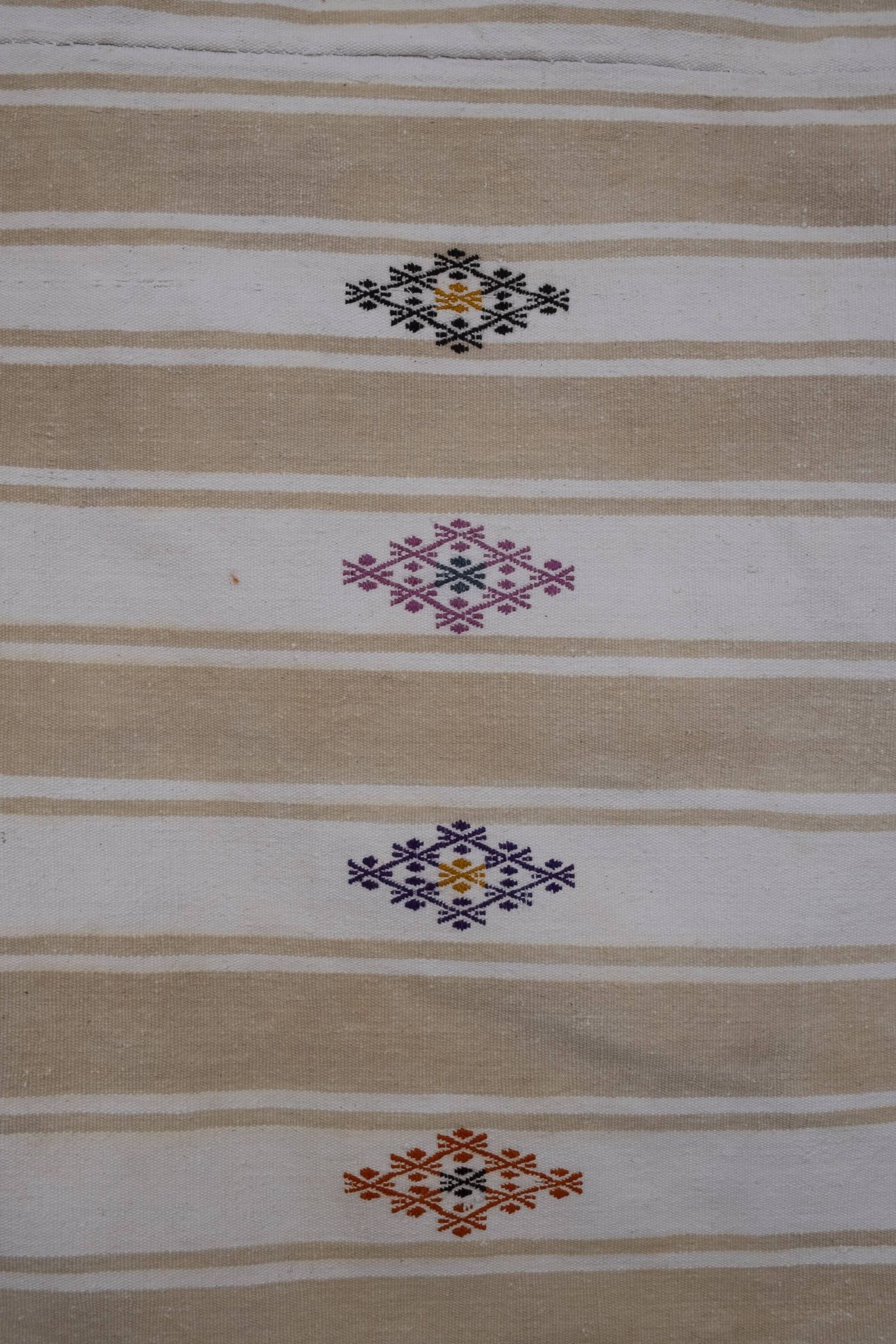 Carpet 203x247 cm