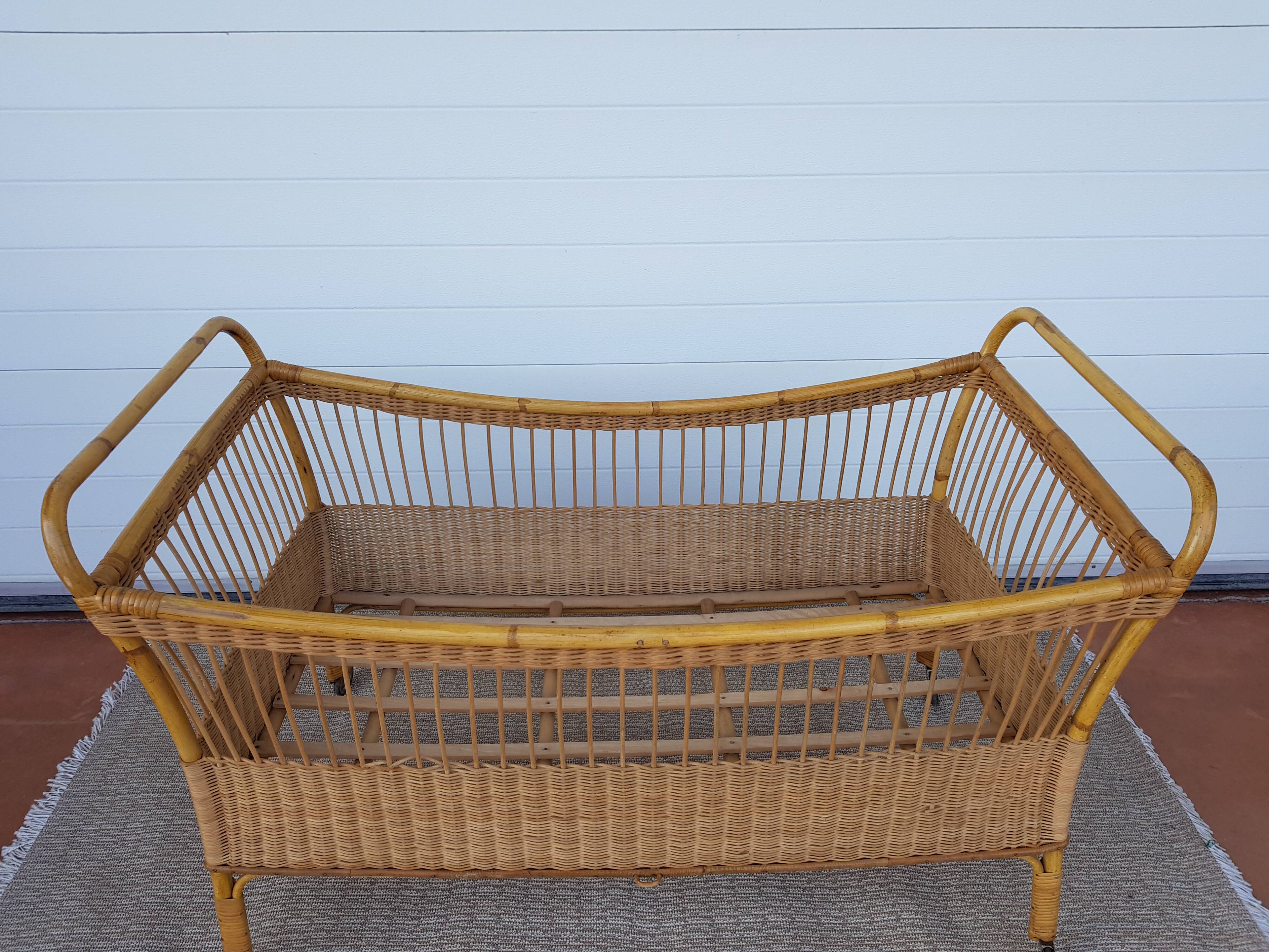 Old children's bed Bamboo, Rotin er Vintage Osier 50 60