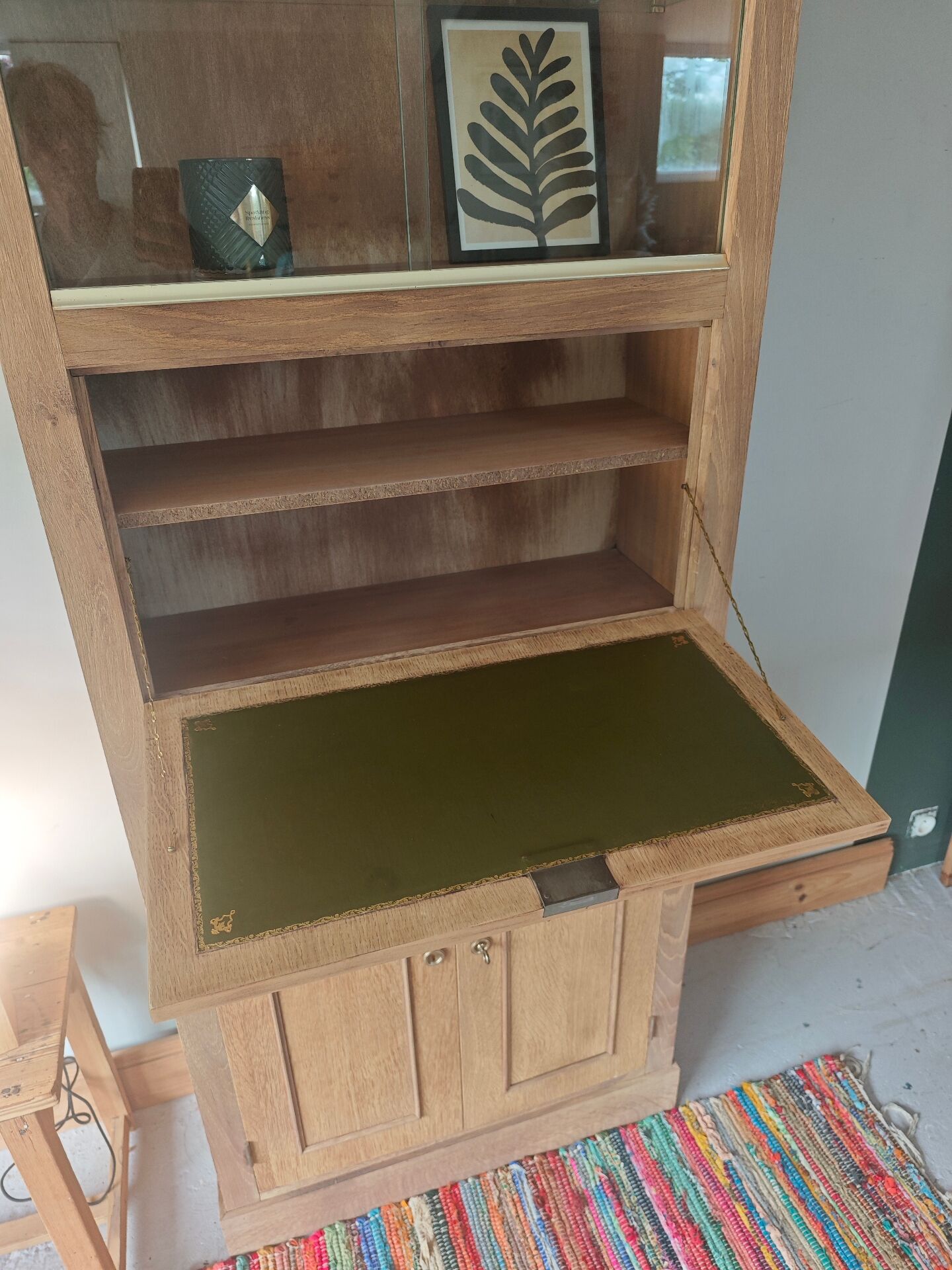 Secretary cabinet
