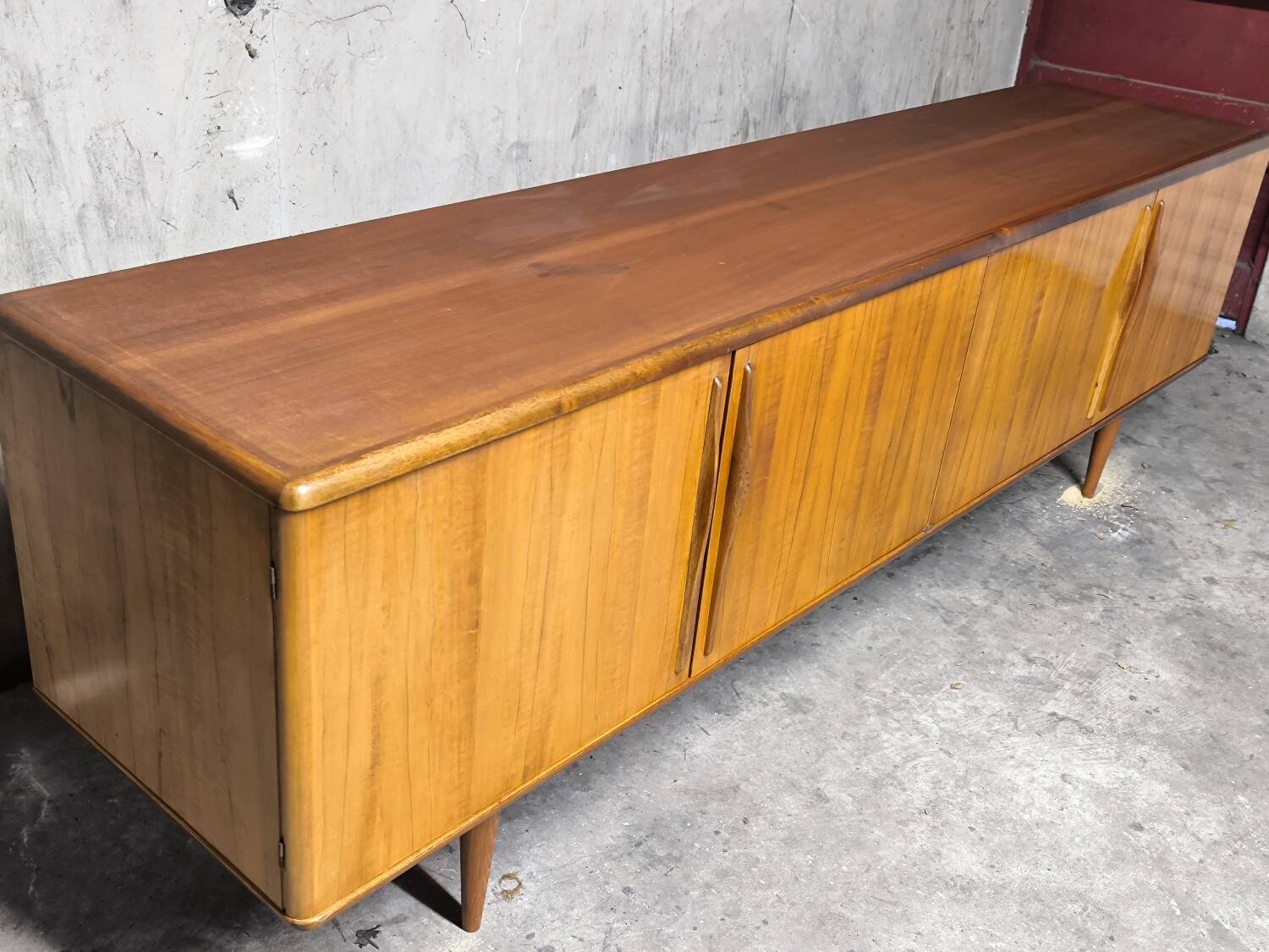 Enfilade scandinave vintage en palissandre
