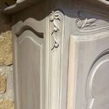 Magnificent Provençal secretary storage furniture made of solid wood with olives.