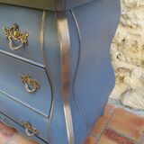 Curved chest of drawers