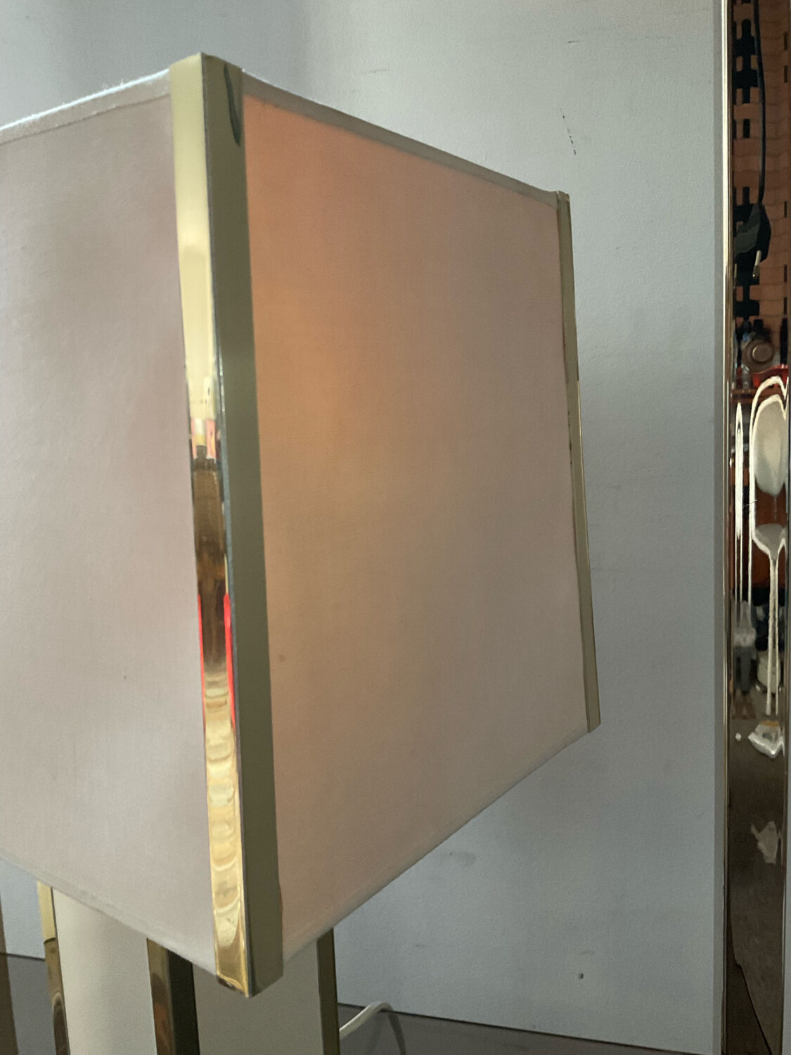 Vintage lamp from the 60s-70s in metal and brass