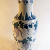 Chinese vase decoration vine