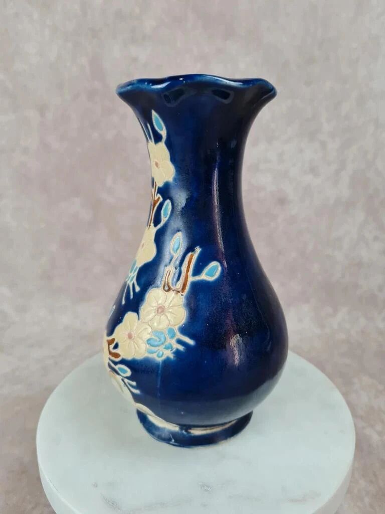 Antique vase in earthenware – tubular enamel decoration