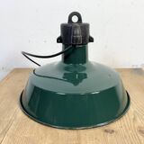 Lampe à suspension industrielle française en émail vert foncé, années 1960