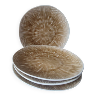 Set of 4 mushroom-style glazed ceramic plates