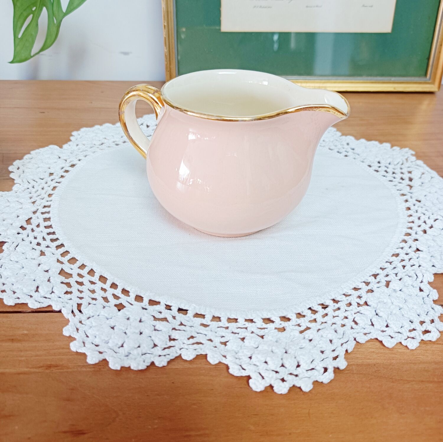 Pot à lait, crémier rose Villeroy et Boch