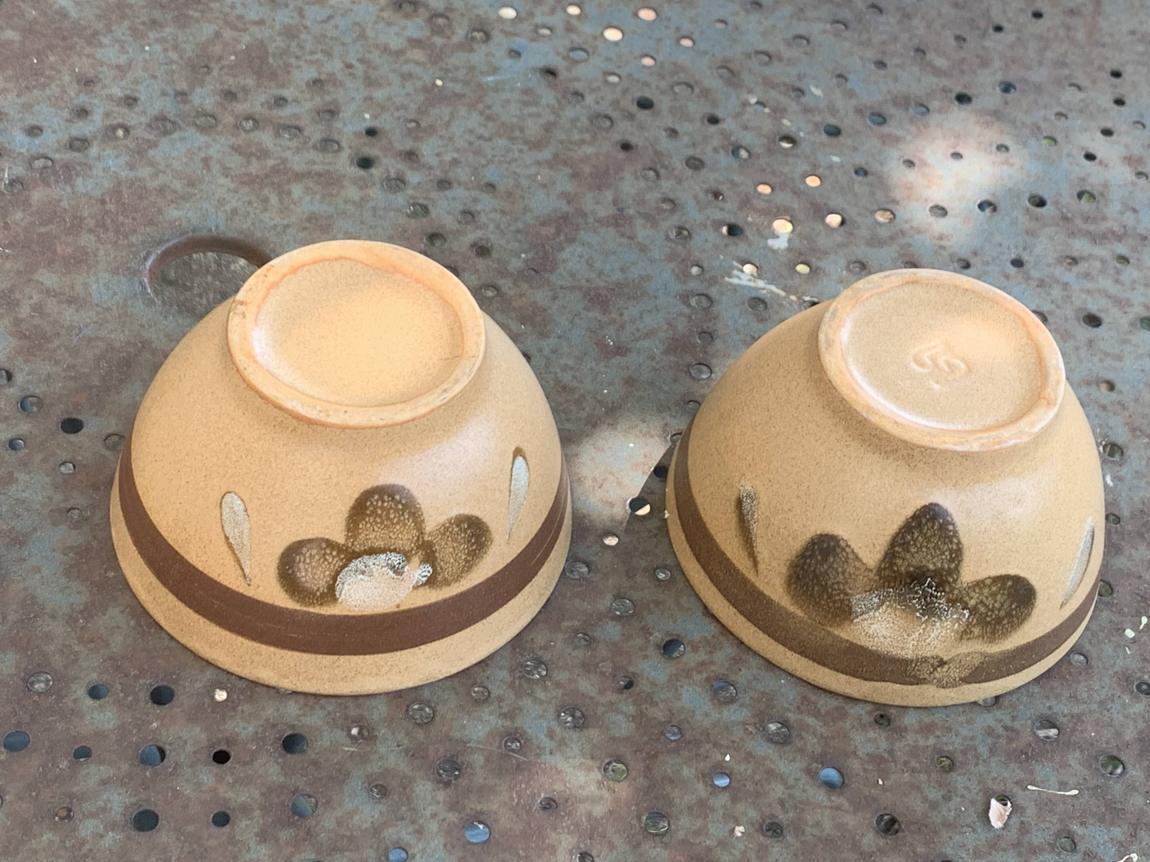 2 vintage Sarreguemines stoneware flower pattern bowls, France