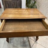 Bureau 1 tiroir en bois massif chêne pieds tournés et sculptés 89x62cm