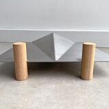 Vase Art Déco RVS avec « pieds » en bois