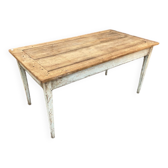 Farmhouse table