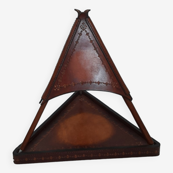 Lampe pyramide en cuire