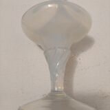 Vintage opaline soliflore