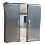 Metal wall-mounted cabinet