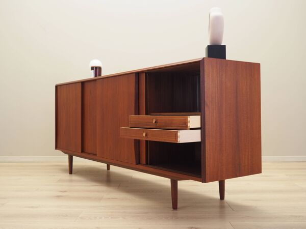 Enfilade en teck, design danois, années 1960, designer : E.W. Bach