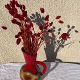 Cruche, pichet carafe en céramique émaillée rouge et beige design et vintage