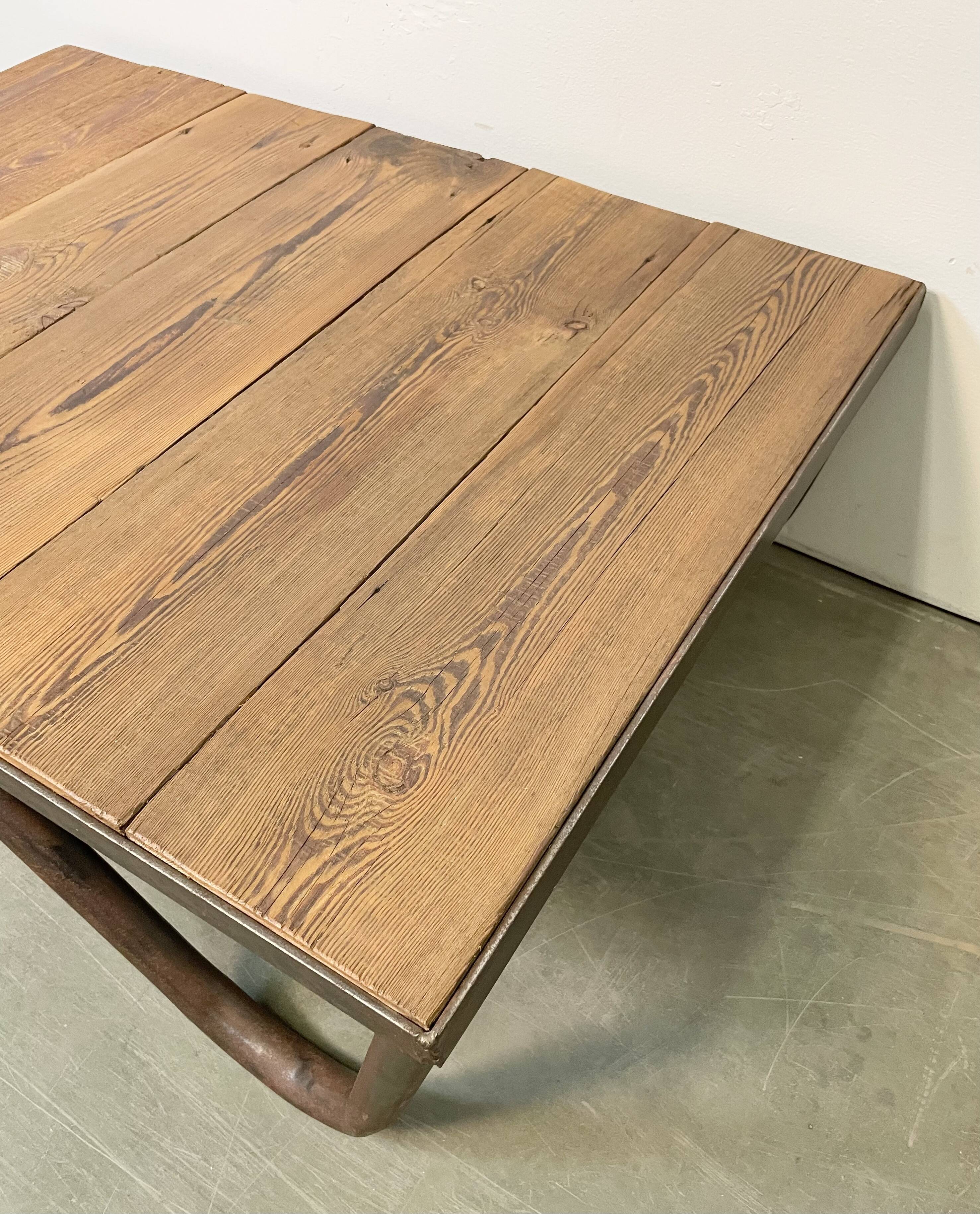 Table basse industrielle, années 1960