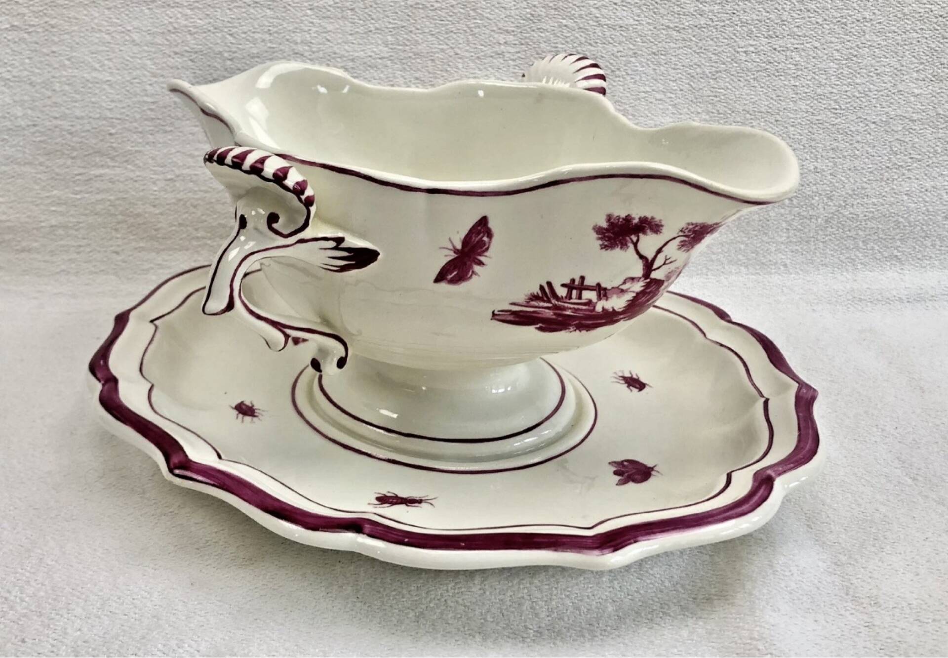 Sauceboat Gien pink landscapes 1938/1960