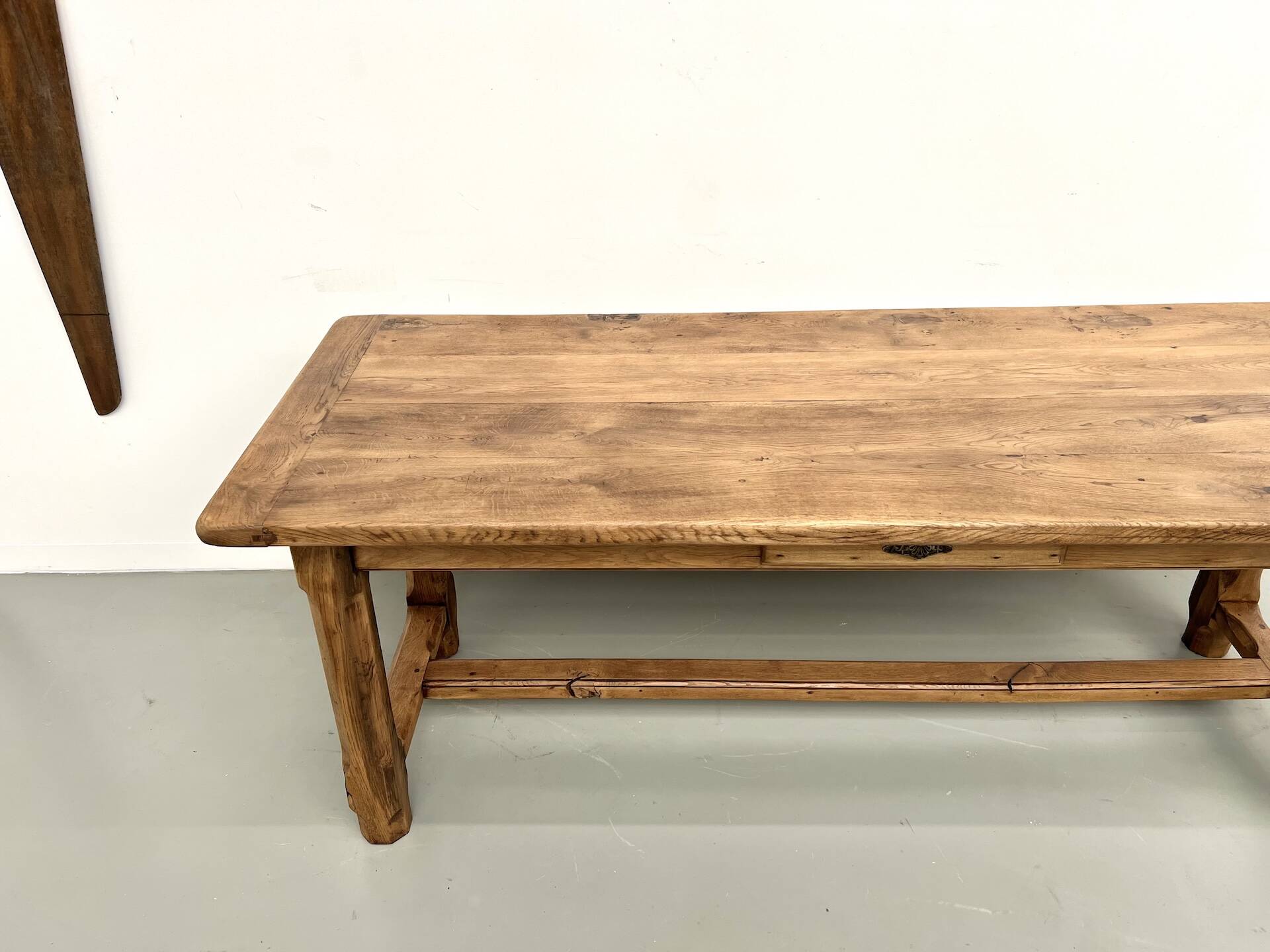 Table de ferme XIXe siècle en chêne et noyer