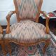Fauteuil cabriolet style Louis XI