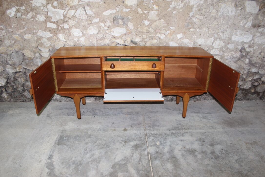 Vintage teak Scandinavian-style sideboard by Jentique