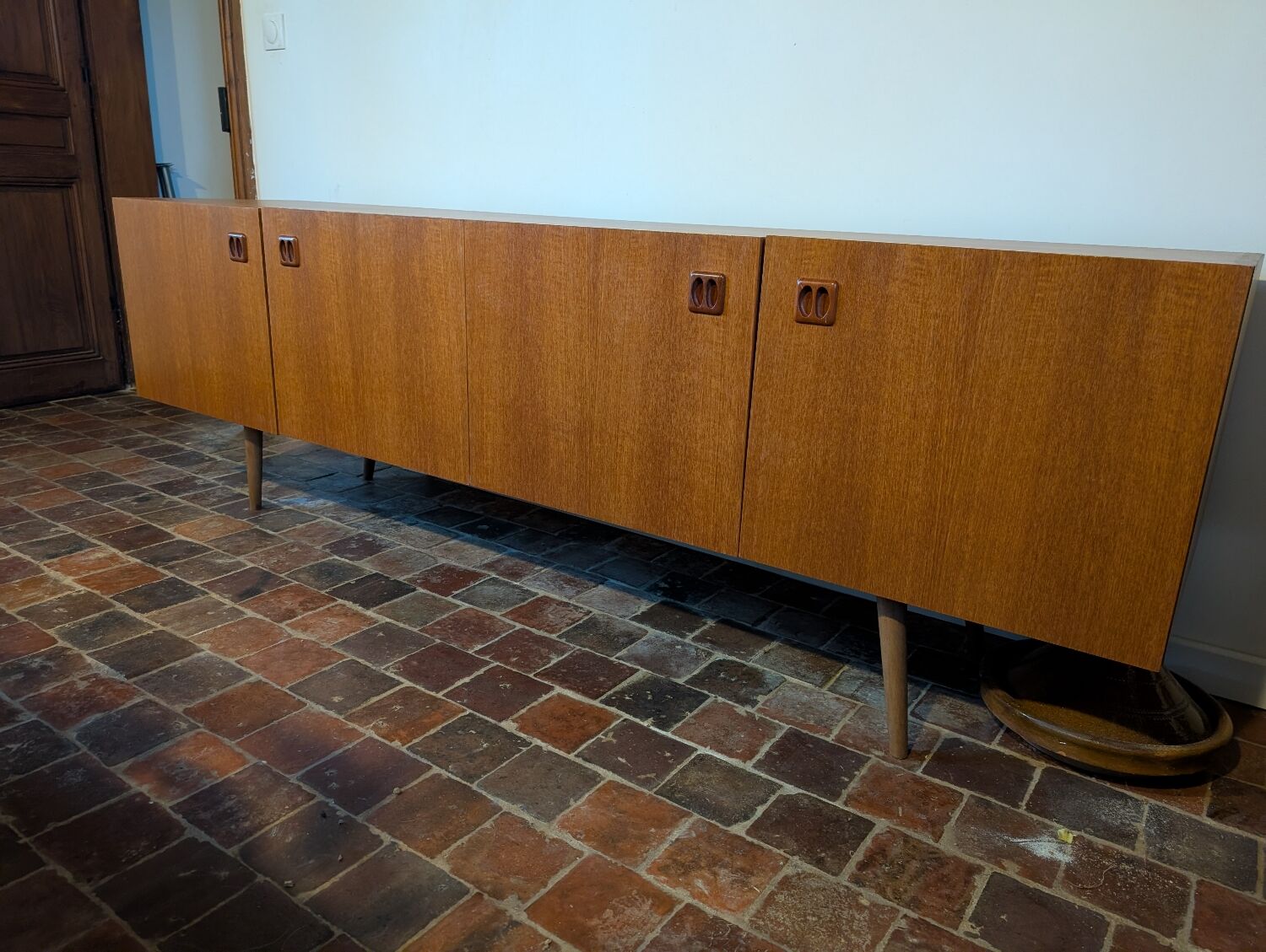 Scandinavian enfilade