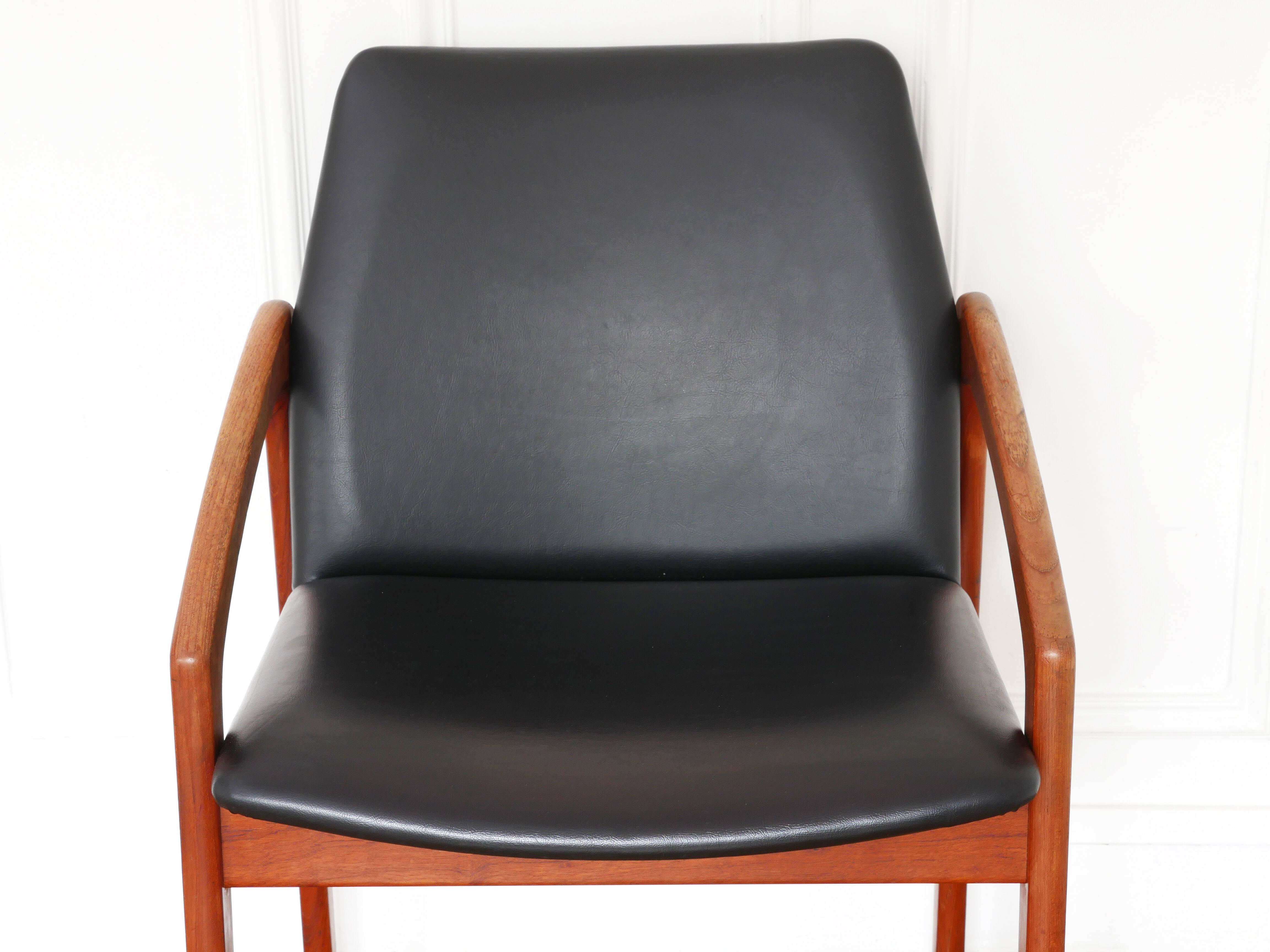 Fauteuil par Henning Kjærnulf pour Korup Stolefabrik