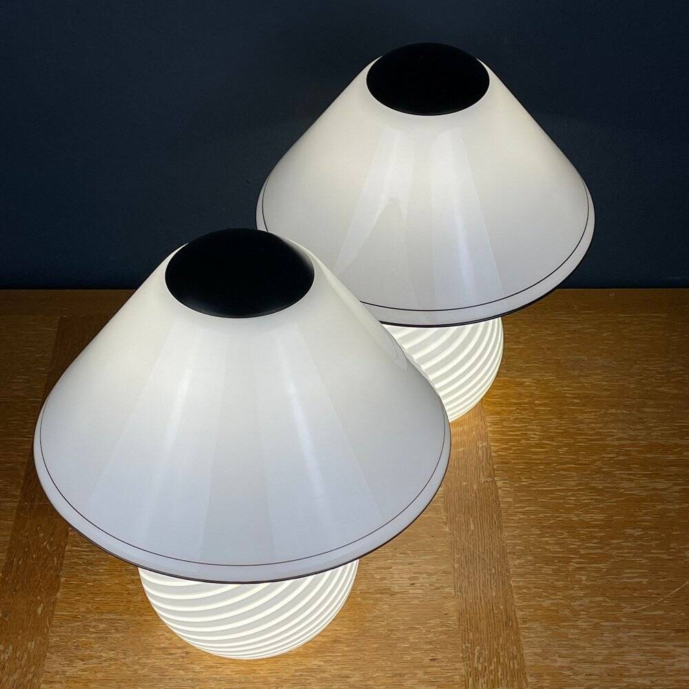 White Murano table lamps, 1970s, set of 2
