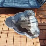 Trilobed cement planter