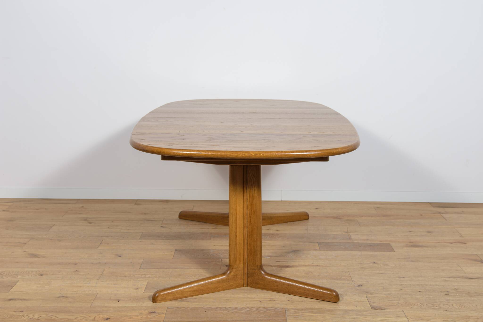 Mid-Century Oak Extendable Table by N. O. Møller for Gudme Furniture Factor