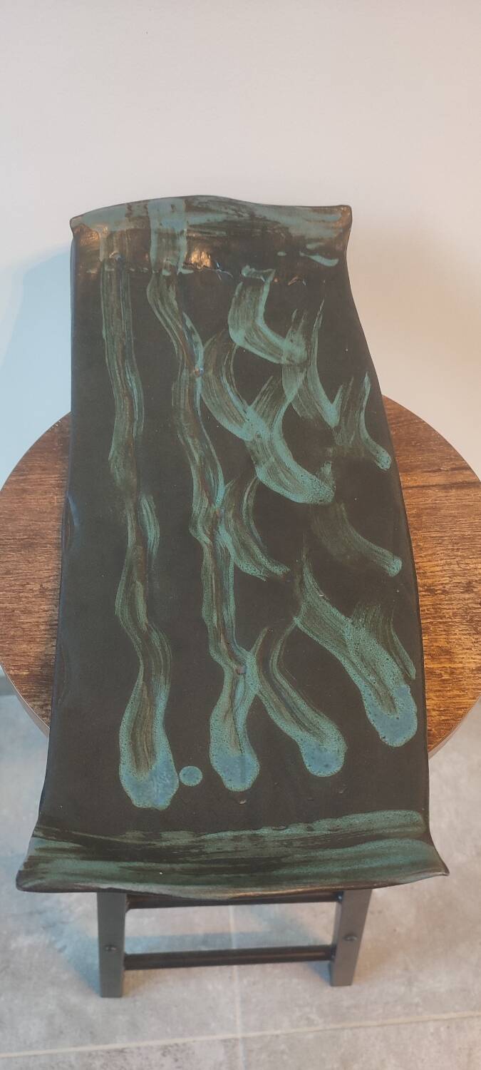 Large shallow dish (signed) in French studio stoneware from the 1960s-70s.