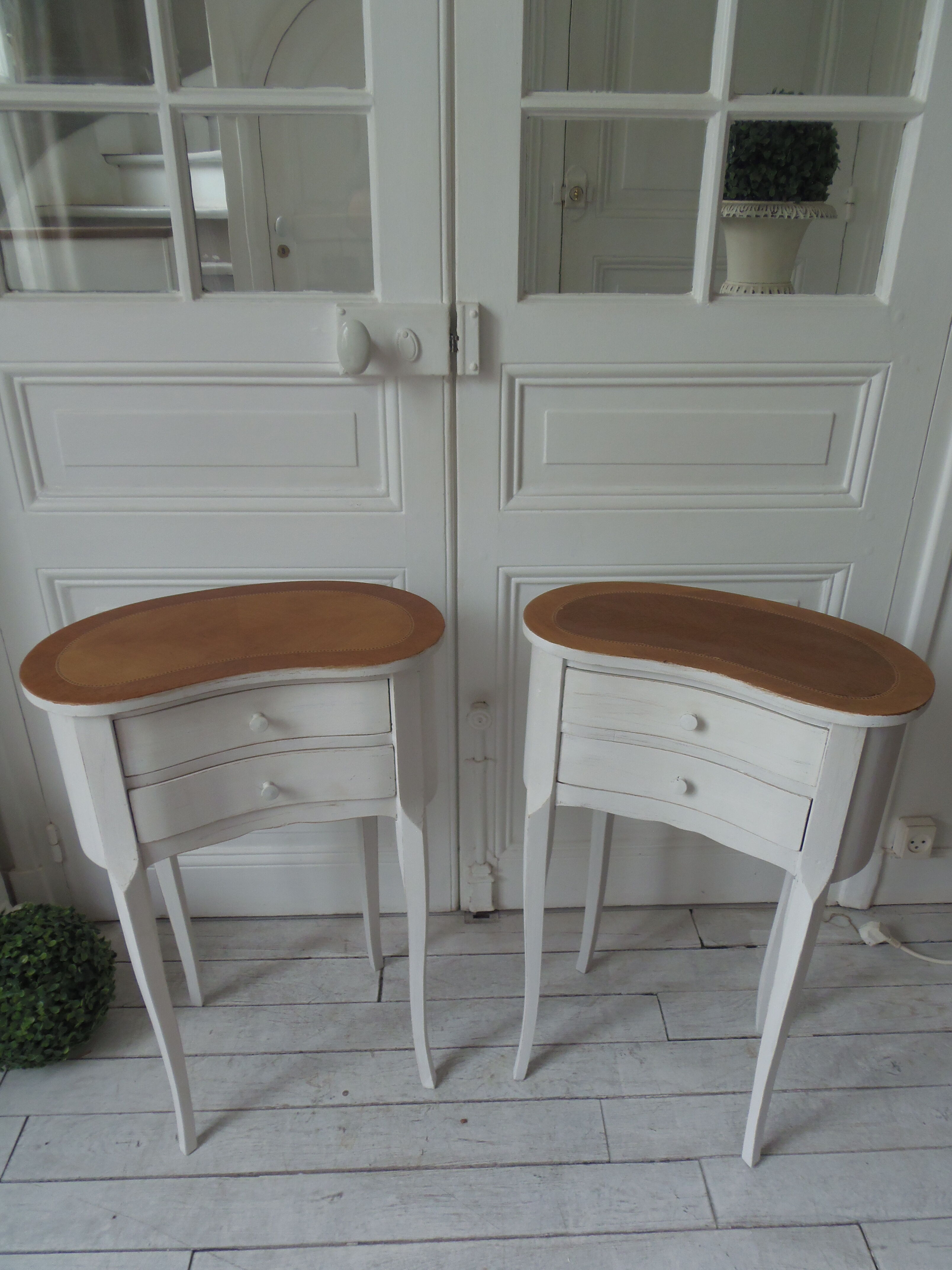 Vintage bedsides patinated pearl grey, branded wooden trays