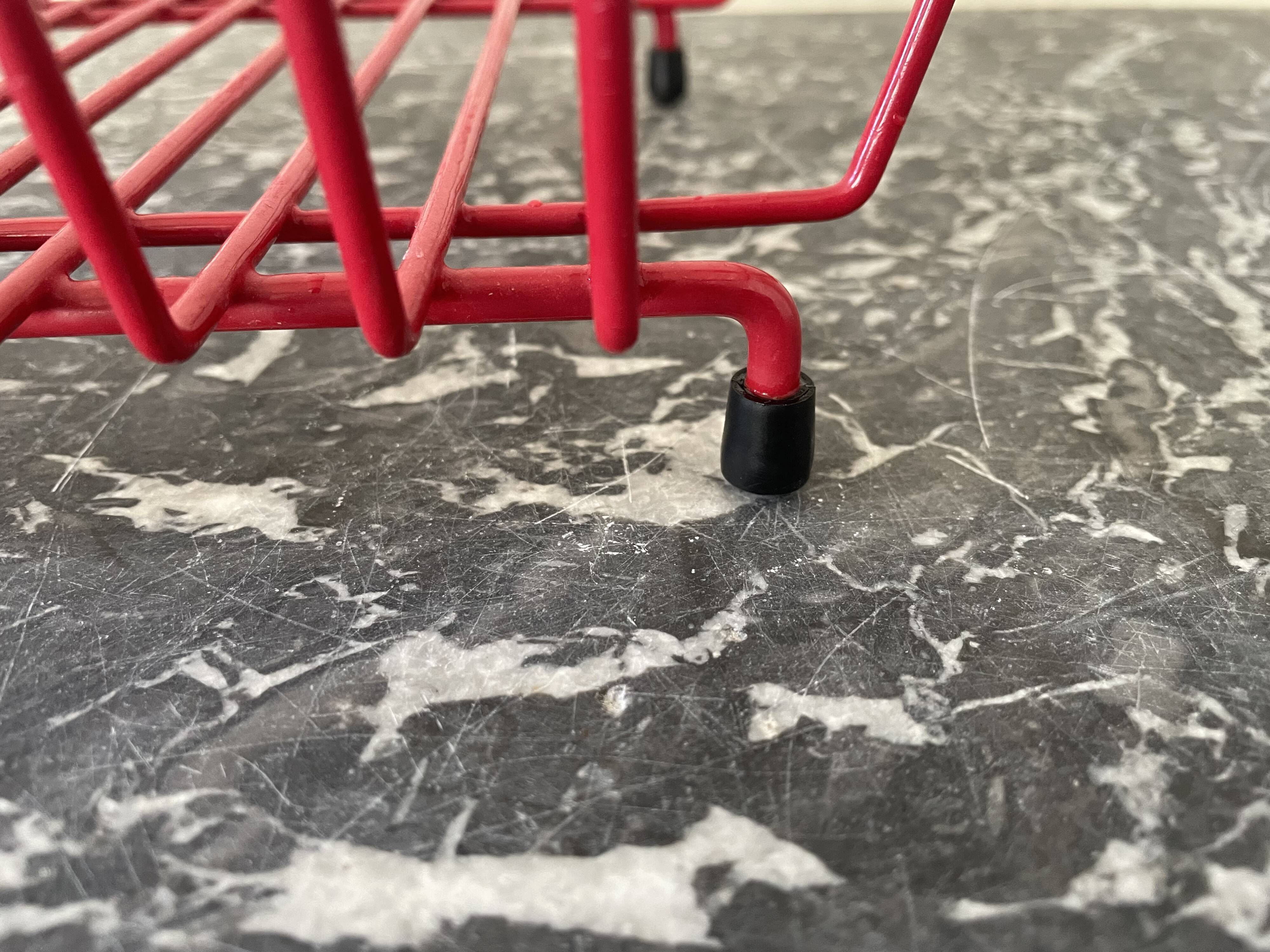 Plasticized metal dish rack