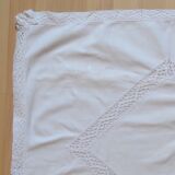 Pillowcase with embroidered lace