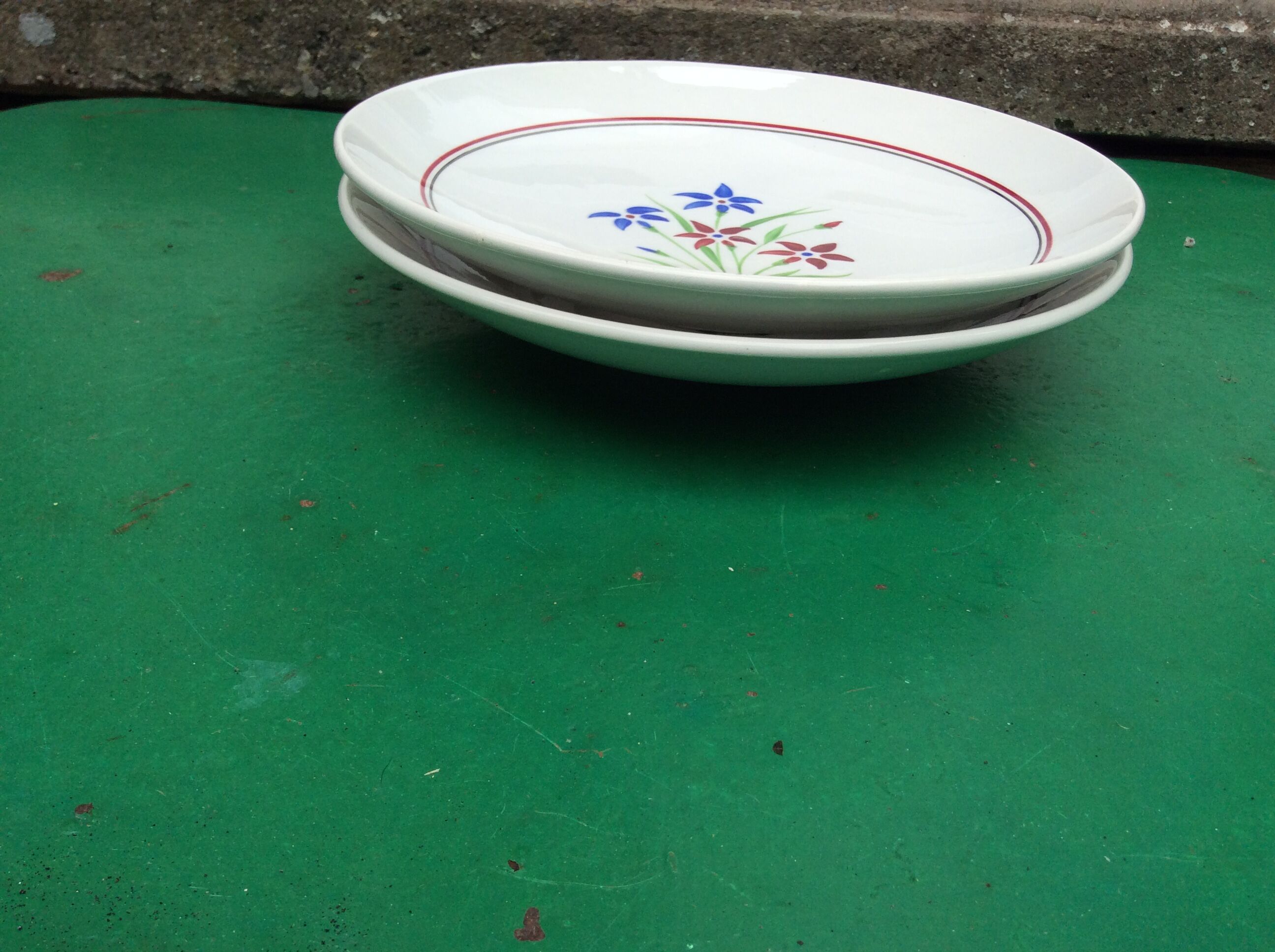 Duo of vintage dishes