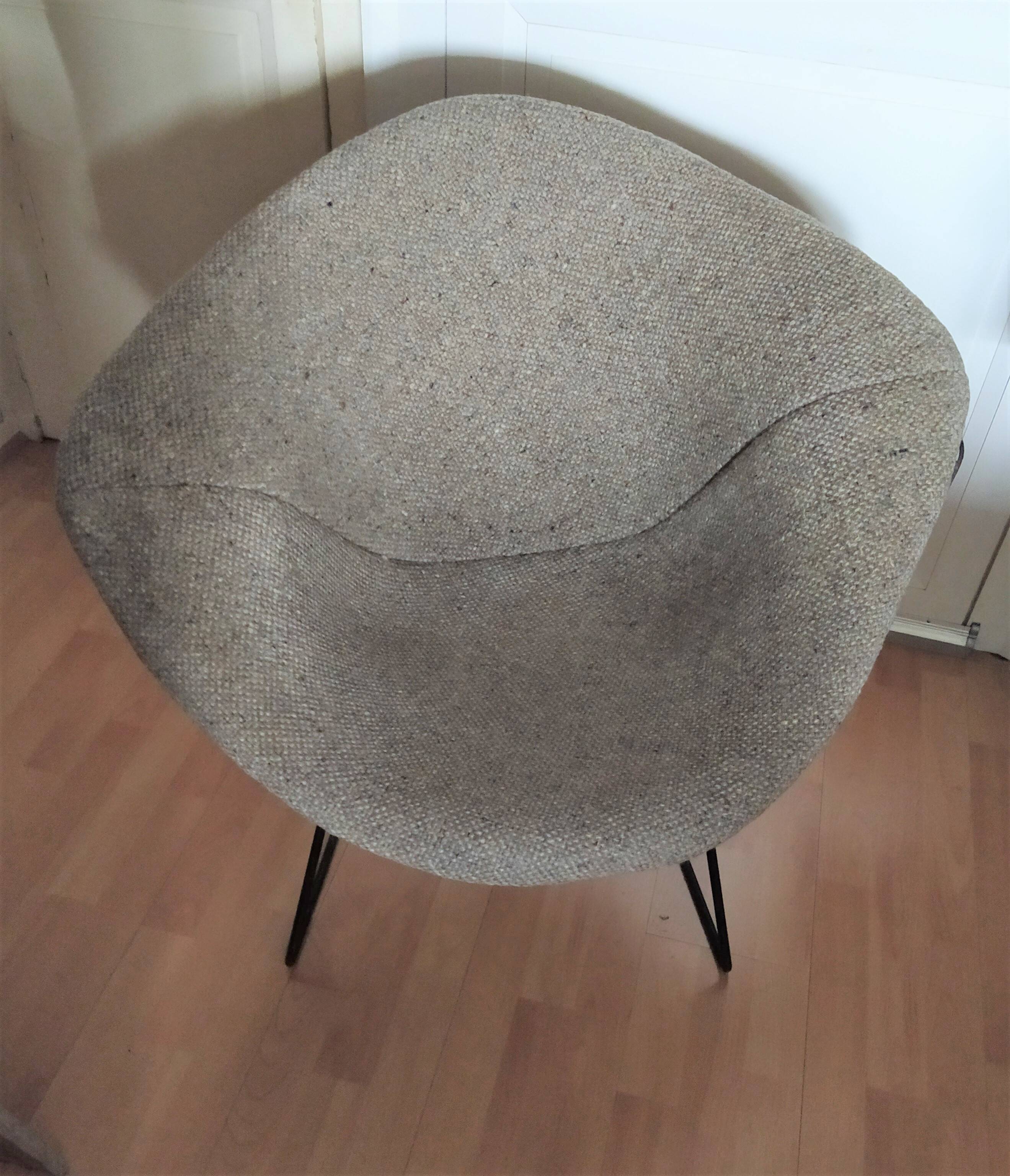 Pair of Diamond armchairs by Harry Bertoia 1960's