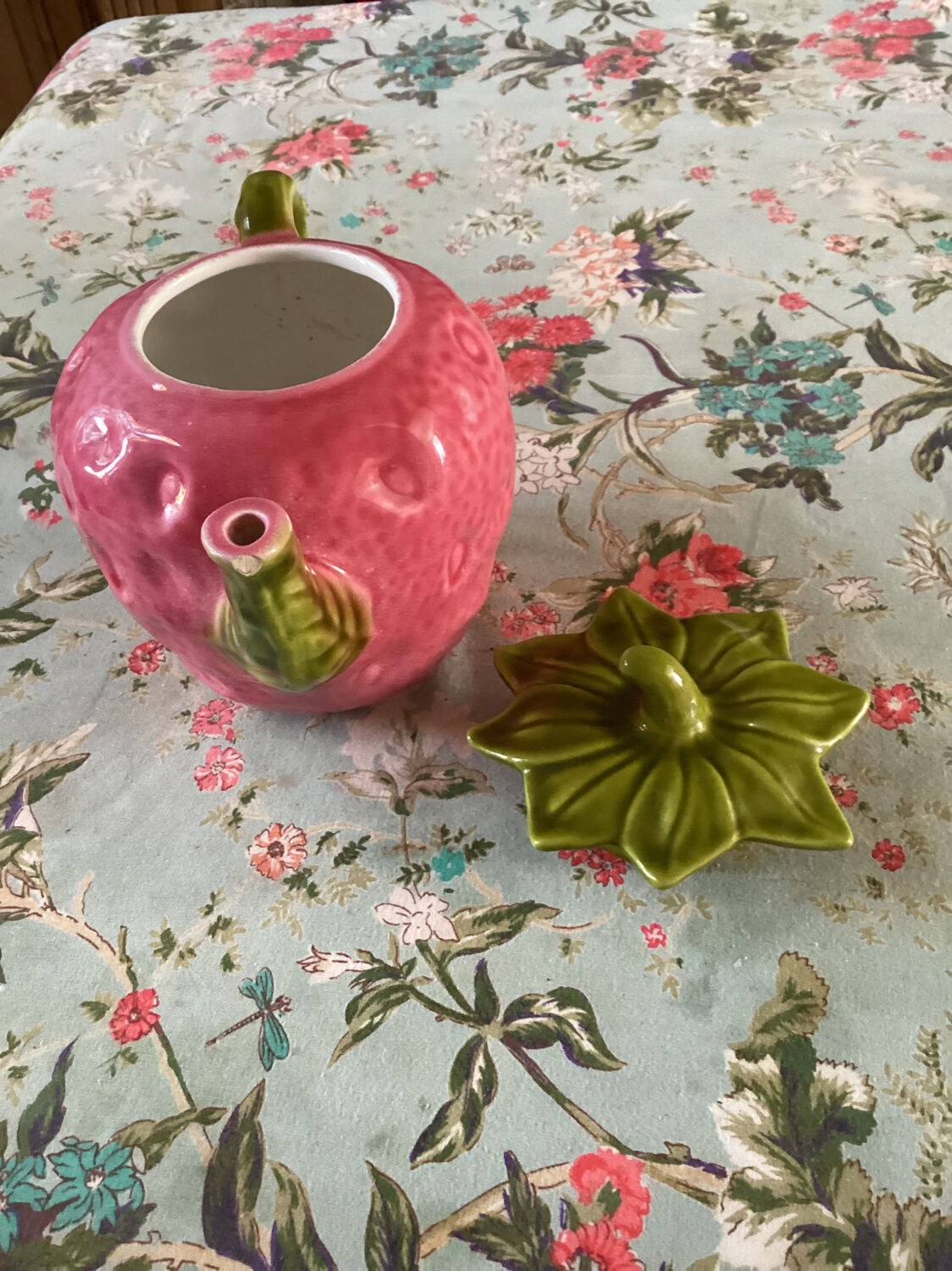 Strawberry teapot