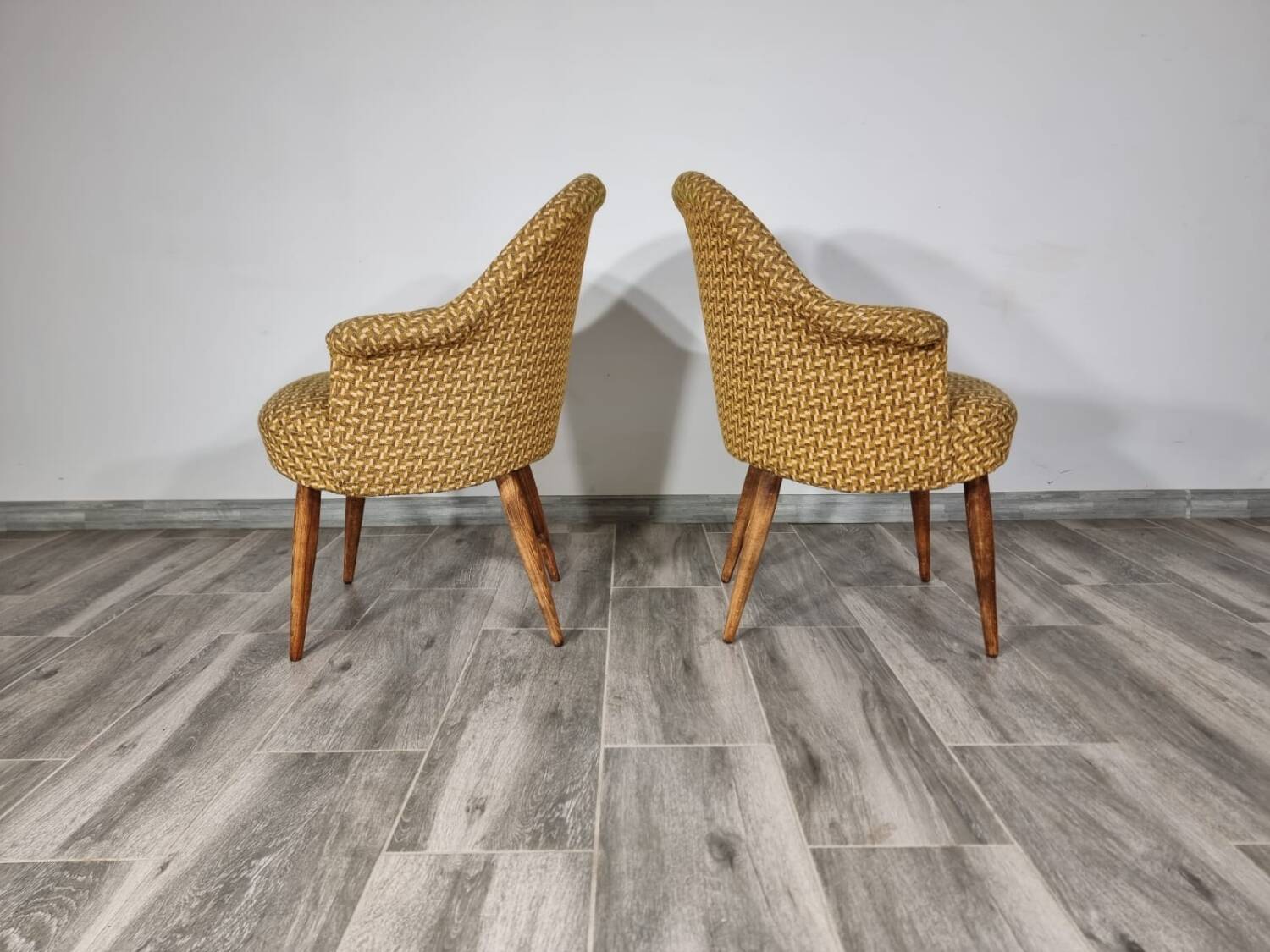 Fauteuils du milieu du siècle