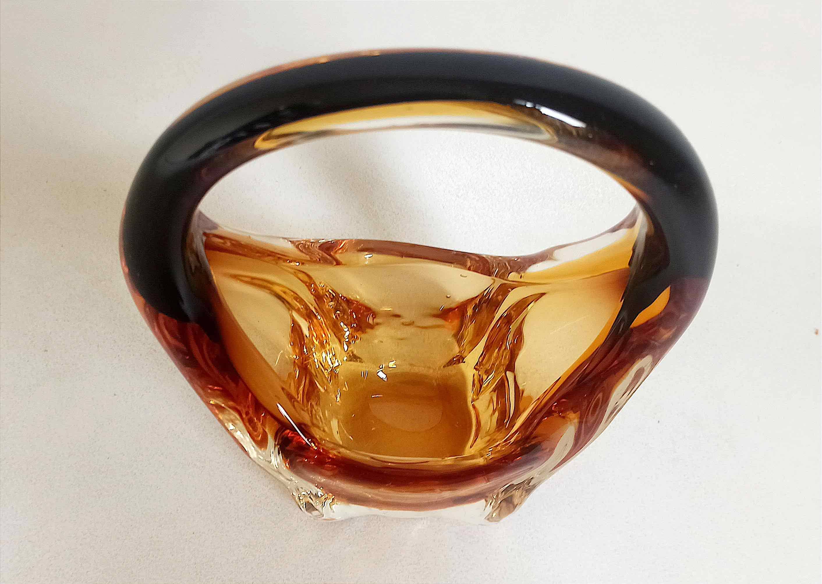 Vase or basket shape Murano Height 21.2 cm