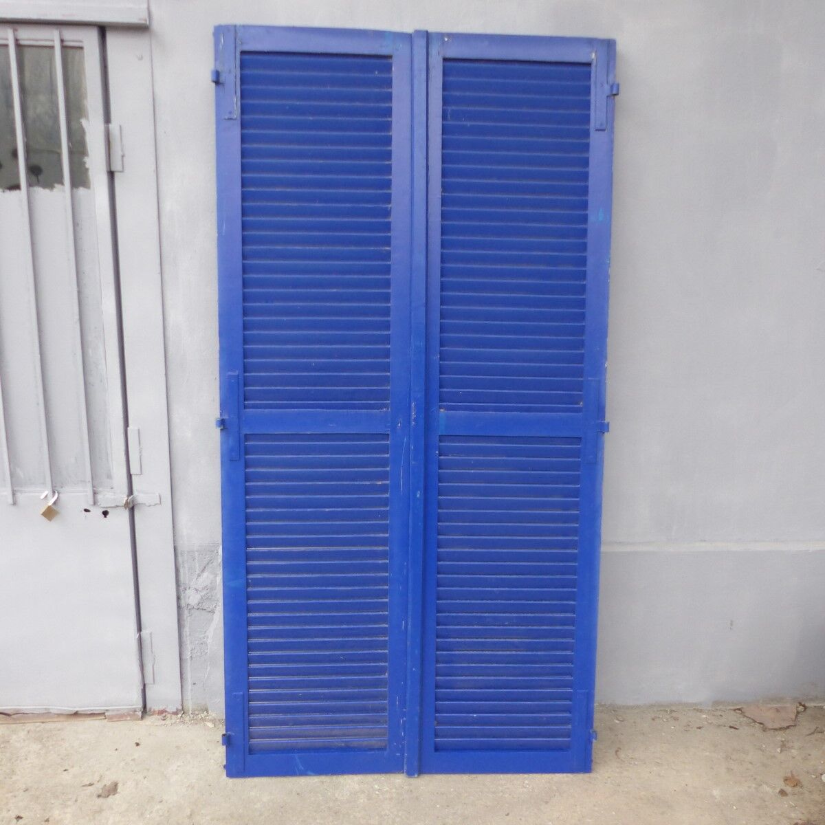 Wooden shutters 2 swings L 56 H 220