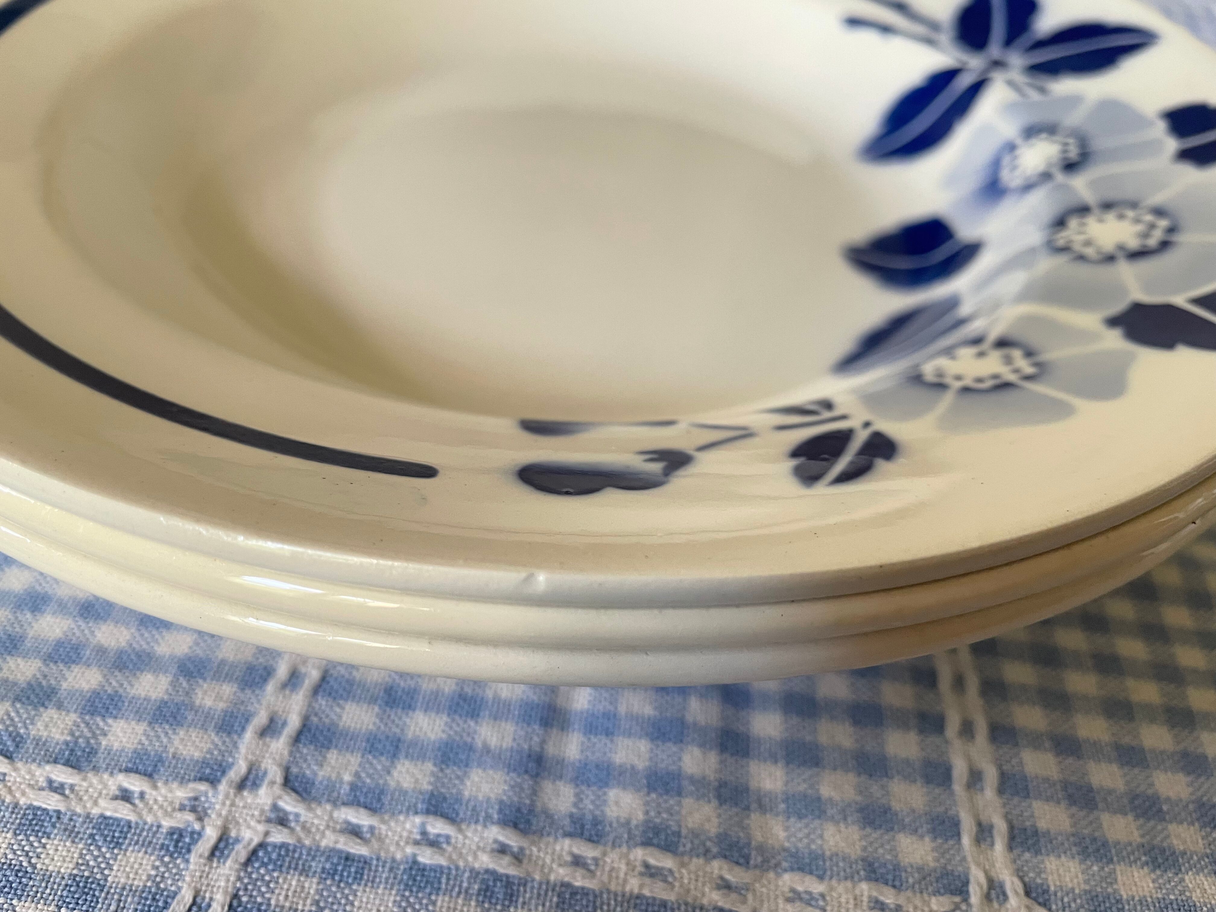 Mismatched old hollow plates