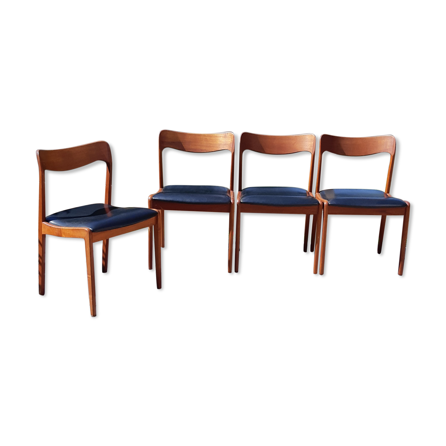 Set of 4 Scandinavian teak chairs and sky seats