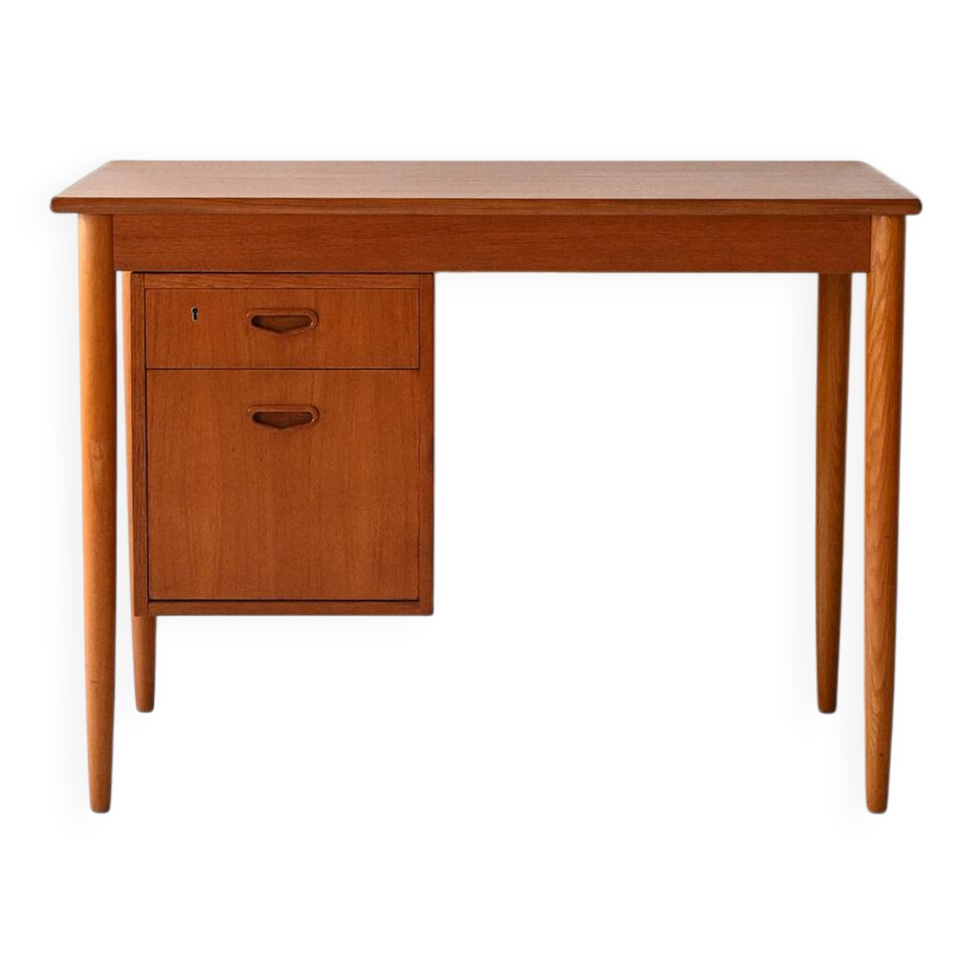 Bureau scandinave vintage avec tiroirs réglables