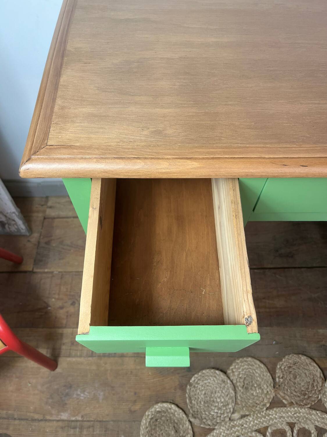 Children's desk and chair