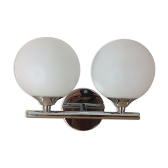 Applique double globe chrome et opaline 1970