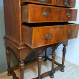 Nineteenth century English tirroir cabinet
