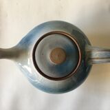 Teapot in sandstone