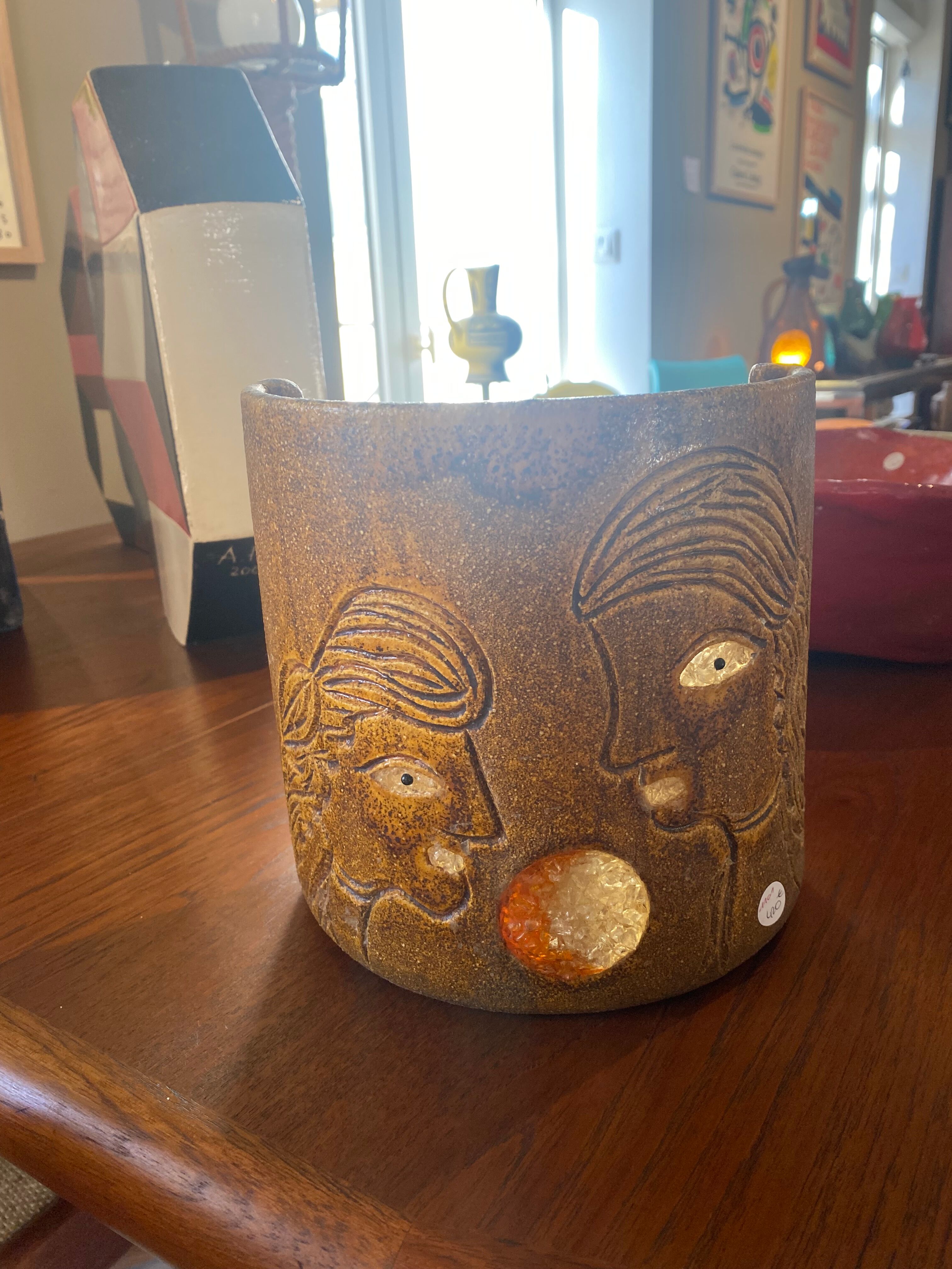 Wall lamp in ceramic and Accolay resin